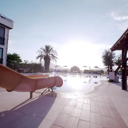 Seyir Village Hotel 3*