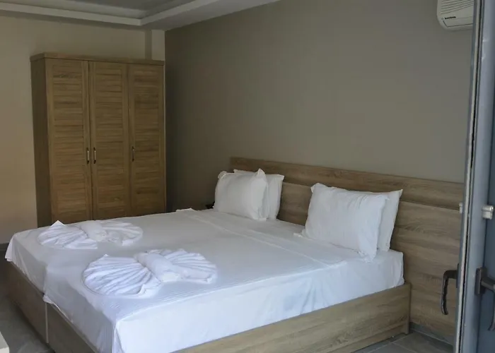 塞伊尔乡村酒店 3*